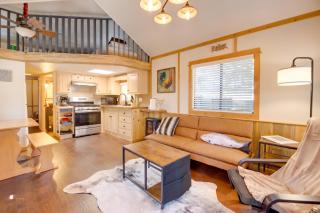 Near Lake Almanor and Golf Cozy Cabin! - Lake Almanor - 7