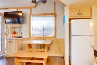 Near Lake Almanor and Golf Cozy Cabin! - Lake Almanor - 4