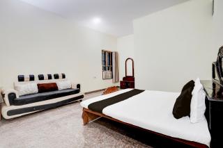 SPOT ON Adhunik Publishing and Guest house - Prayagraj - 0