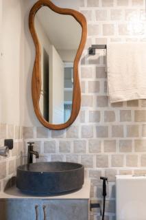 Nature Inspired 1BR in Central BGC Aesthetic Stay - Manila - 4