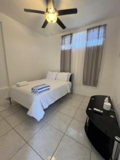 Surfer Steps Apartment - Aguadilla - 8
