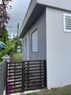 Surfer Steps Apartment - Aguadilla - 6
