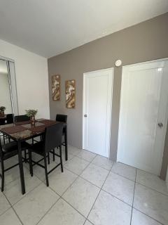 Surfer Steps Apartment - 4
