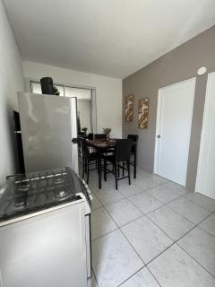 Surfer Steps Apartment - Aguadilla - 3