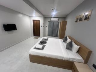Hotel Bhavans Elite - - 3