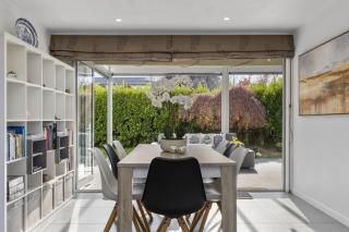 Sanctuary 53 Beautiful Views - 7