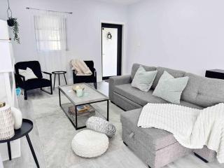 Center Miami Designer Home 3 BR sleeps 9 - 2