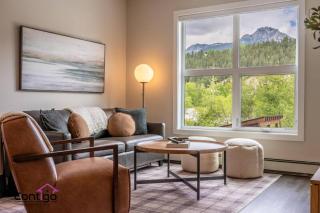 Cosmos Getaway, Mountain Views, AirCon, BBQ, King Bed - 5
