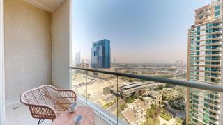 Vacationer I Deluxe 2 Bedroom I City Views I Close to Barasti I Gym, Pool, Parking & Wi-Fi - 9