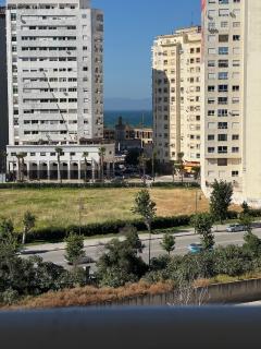 Residence Oussama, Near Hilton, Mall and restaurants, family only building - 9