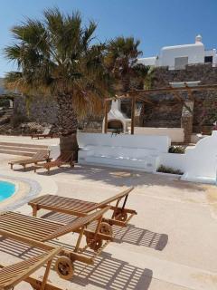 Mykonos Seaside Villa 3BR Aleomandra Gem - 1