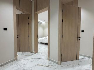 3-Bedroom Spacious Apartment - 3B - Riad - 3