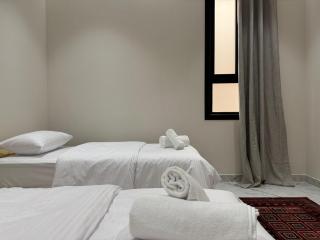 3-Bedroom Spacious Apartment - 3B - Riad - 1