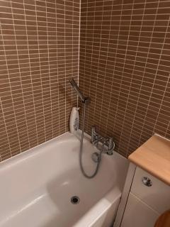 King Size Bedroom Bluewater Greenhithe - Stonewood - 1