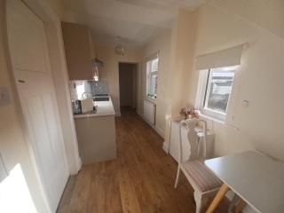 Heysham Seaside Hideaway - Heysham - 6
