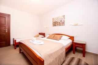 Jadran Apartments - Rafailovici - 0