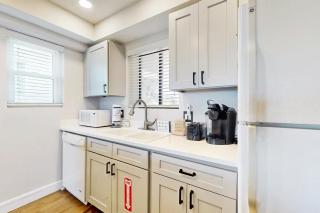 Modern oceanfront condo with outdoor pool, balcony, & washer/dryer - 3