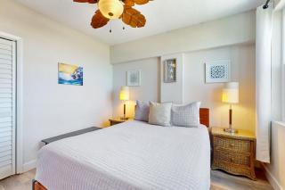 Modern oceanfront condo with outdoor pool, balcony, & washer/dryer - 2