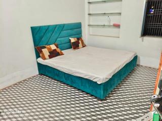 Family Inn Guest House - Jāmb - 0