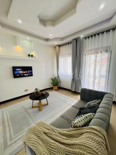 Home away Home - Kampala - 0
