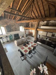 Villa Alessio - Case Vacanza con Piscina sull'Etna - 3