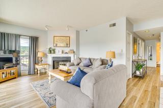1 Mi to The Island in Pigeon Forge Condo with Pools - Pigeon Forge - 7