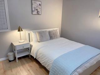 2 Bedroom & 1 Bathroom Great Vancouver - Surrey - 3