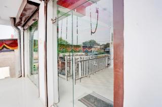 Hotel O Bansuri Restaurant And Hotel - Prayagraj - 2