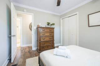 Renovated Gem | Mins to Downtown Rock Hill - Rock Hill - 9