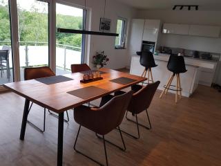 Traumhafter Ausblick, modern mit Komfort und Stil - Hardert - 7