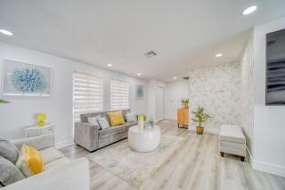 Kids-Friendly Central Cape Coral Gem - Cabo Coral - 3