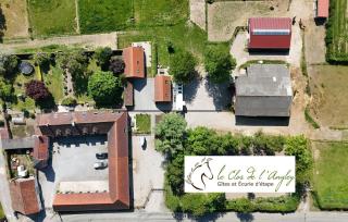 Le Clos de l'Angley Gîtes et Écurie - Caffiers - 0