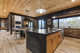 Falcon 9 - Luxury Cabin, Pool, Playground, Game Room & More - Sevierville - 7