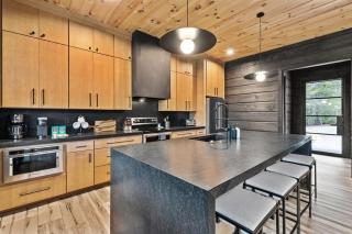 Falcon 9 - Luxury Cabin, Pool, Playground, Game Room & More - Sevierville - 6