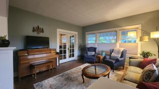 Park Haven on the Hill - Astoria - 8