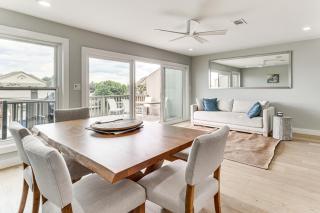 Lakefront Retreat in Horseshoe Bay with Private Dock - Horseshoe Bay - 4