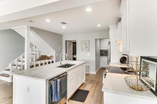 Lakefront Retreat in Horseshoe Bay with Private Dock - Horseshoe Bay - 2