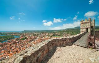 2 Bedroom Lovely Apartment In Bosa - 5