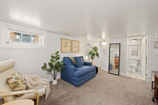 Peterson Retreat - Hot Tub, Bikes, Old Town - 1