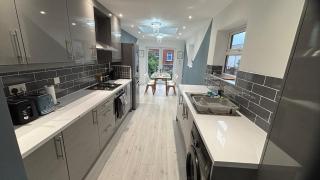 Modern 5 persons Home - Kingsthorpe - 7