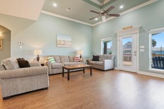 Pelican Post home - 6