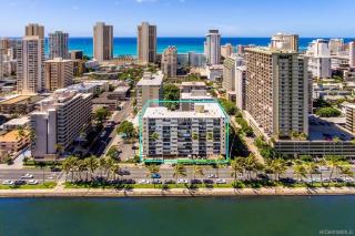 Serene Ala Wai Palms 2-Bedroom apts - Honolulu - 0