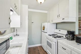 1 Bed Beach Condo #131 condo - Carpinteria - 8