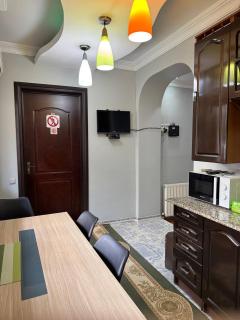 King Apartment Batumi - Batumi - 4