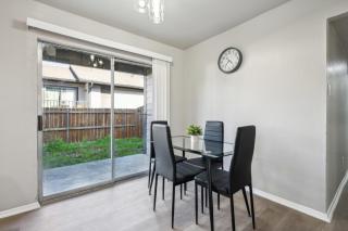 The Chandler 1111 I Comfy 2 Bed 2 Bath - 3