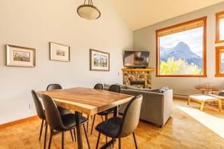 Ha Ling Haven - Penthouse with Shared Rooftop Hot Tub - Canmore - 7