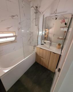 Appartement 2 chambres à 5 min à pieds de la plage et tout commerce - Vallauris - 6