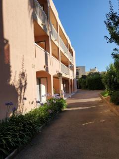 Appartement 2 chambres à 5 min à pieds de la plage et tout commerce - Vallauris - 5