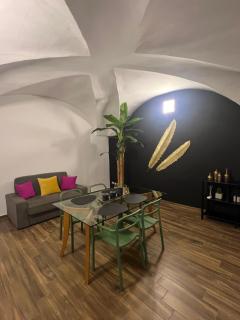 MonaHouse - Elegance and Comfort on VIA ETNEA in the Heart of Catania - Sicily - 3