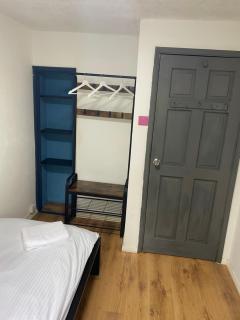 Heathrow Platform Rooms - West Drayton - 7